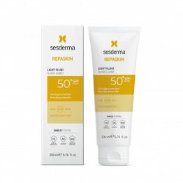 Солнцезащитный легкий флюид для тела с SPF50 Repaskin Light Fluid, 200 мл (Sesderma)
